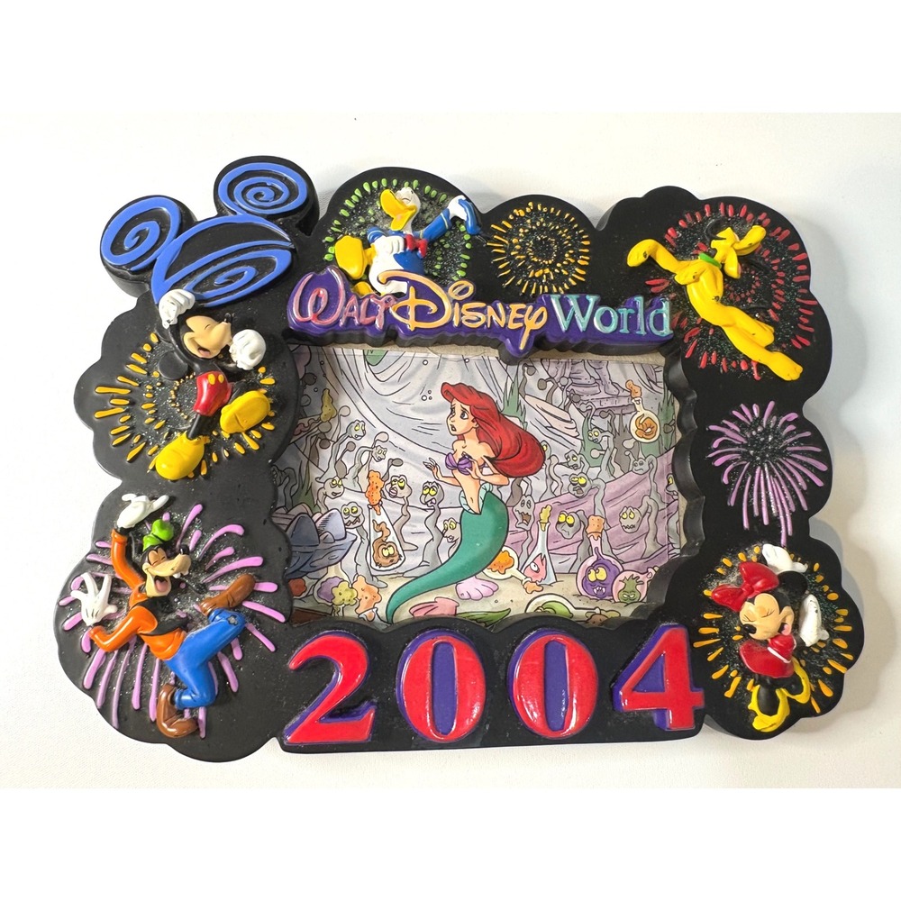 Walt Disney World 2004 Picture Frame Mickey Minnie Goofy Donald Pluto Fireworks